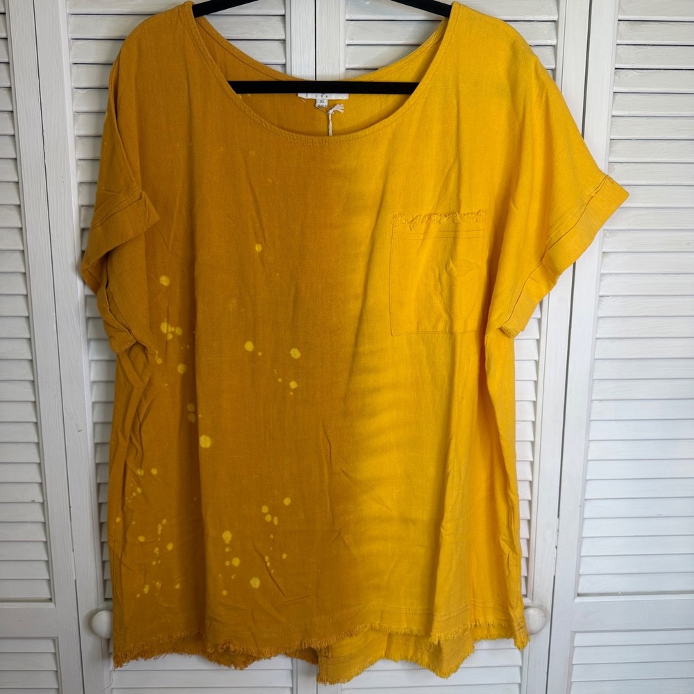 Umgee Mustard Yellow Linen Blend Frayed Hem Bleach Splatter Top XL NWT
